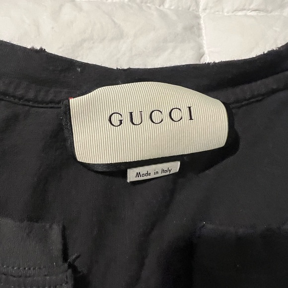 Authentic Gucci unisex T-SHIRT. Sold out barely worn, no flaws. - Picture 4 of 6